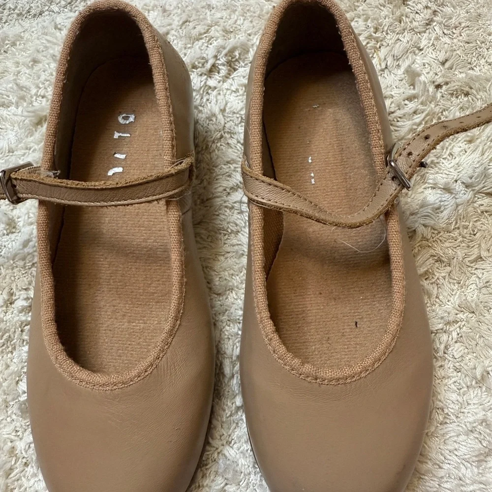 Bloch Tan Kids Size 9 Tap Shoes